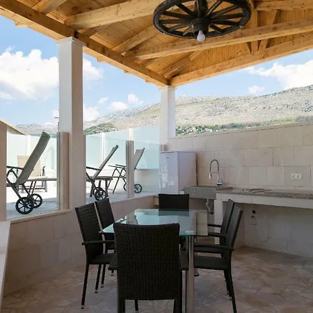 Oz's Oasis With Heated Private Pool * Srinjine